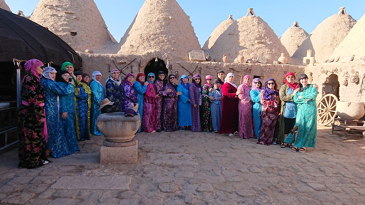 Fransa'da Yaşayan Tük Kadınları Harran'ı Gezdi