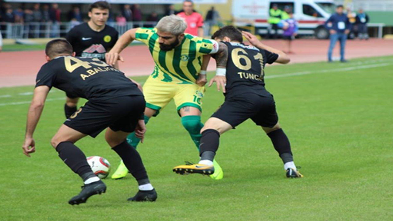 Şanlıurfaspor : 1 Darıca Gençlerbirliği : 1