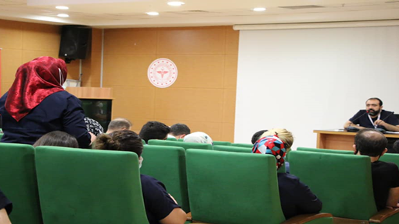 Başhekim Kaya, servis sorumculuları ile bir araya geldi
