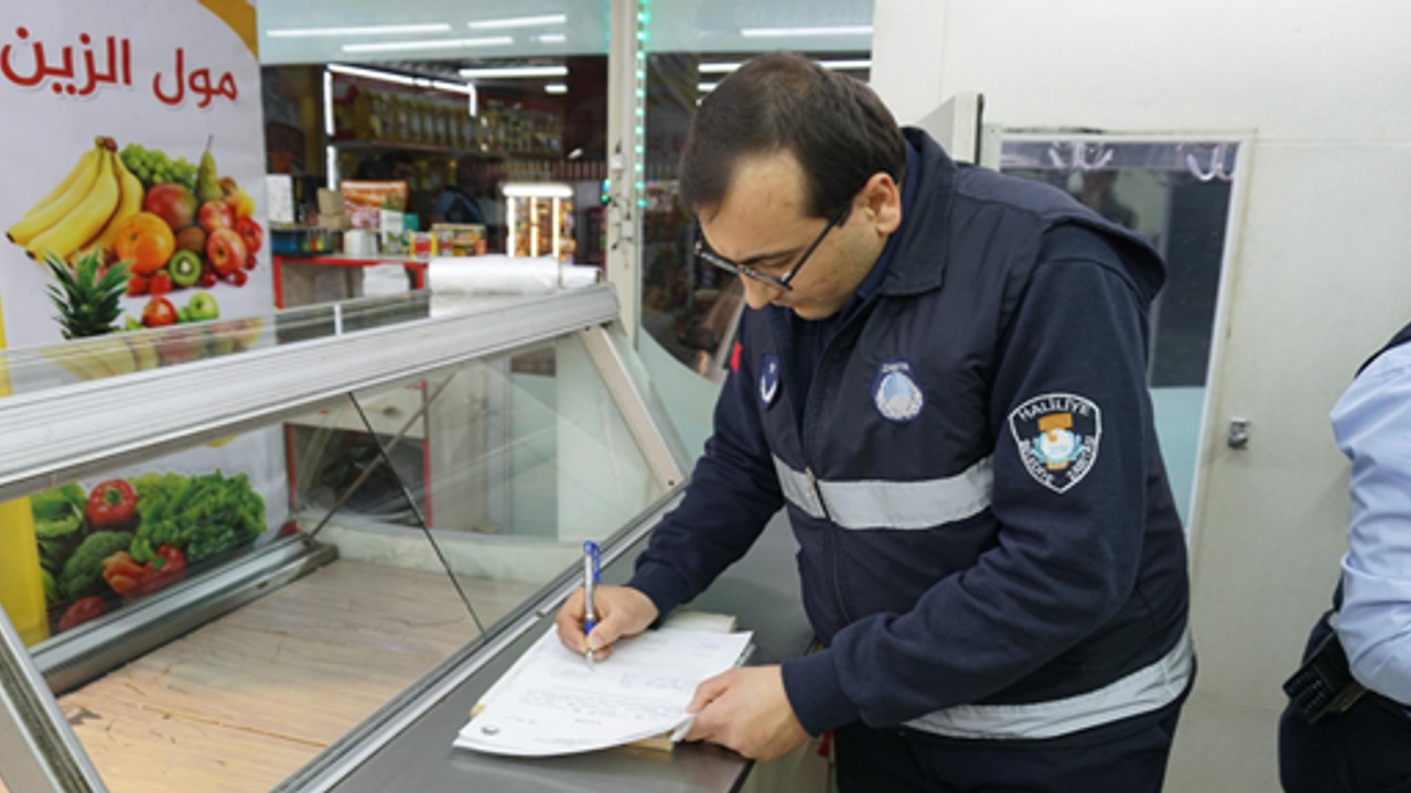 Haliliye Zabıtası Kilolarca Kokmuş Et Ele Geçirdi