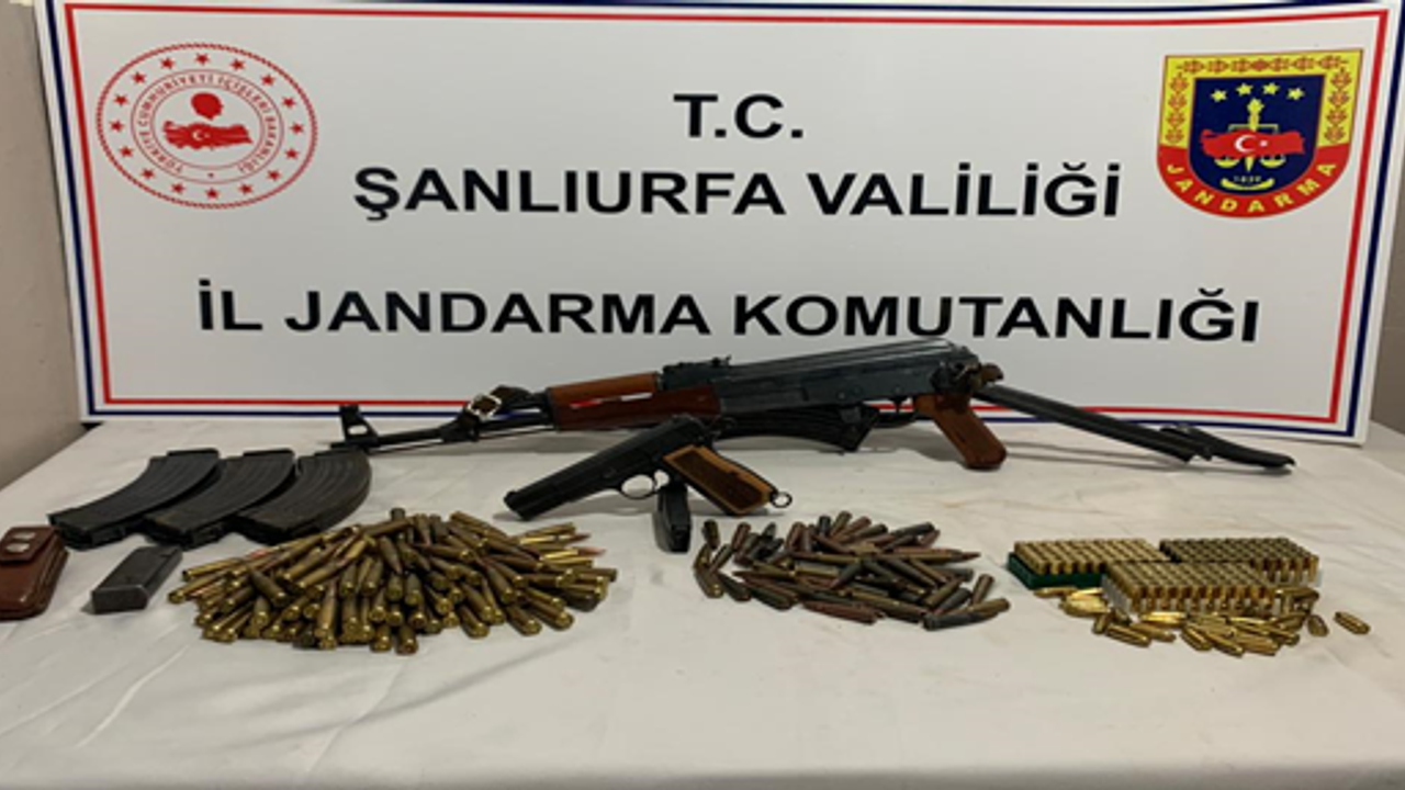 Urfa'da çok sayıda silah ve mühimmat  ele geçirildi