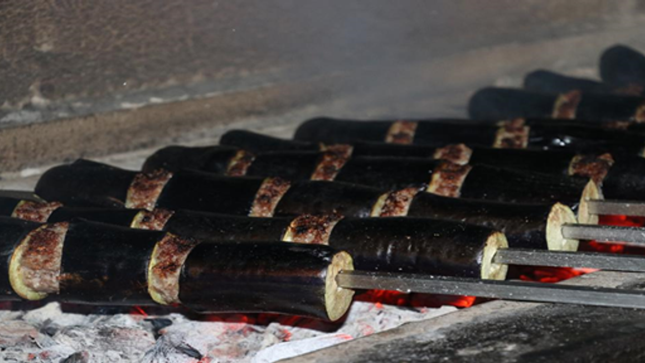 Birecik'te patlıcanlı kebap yediniz mi!