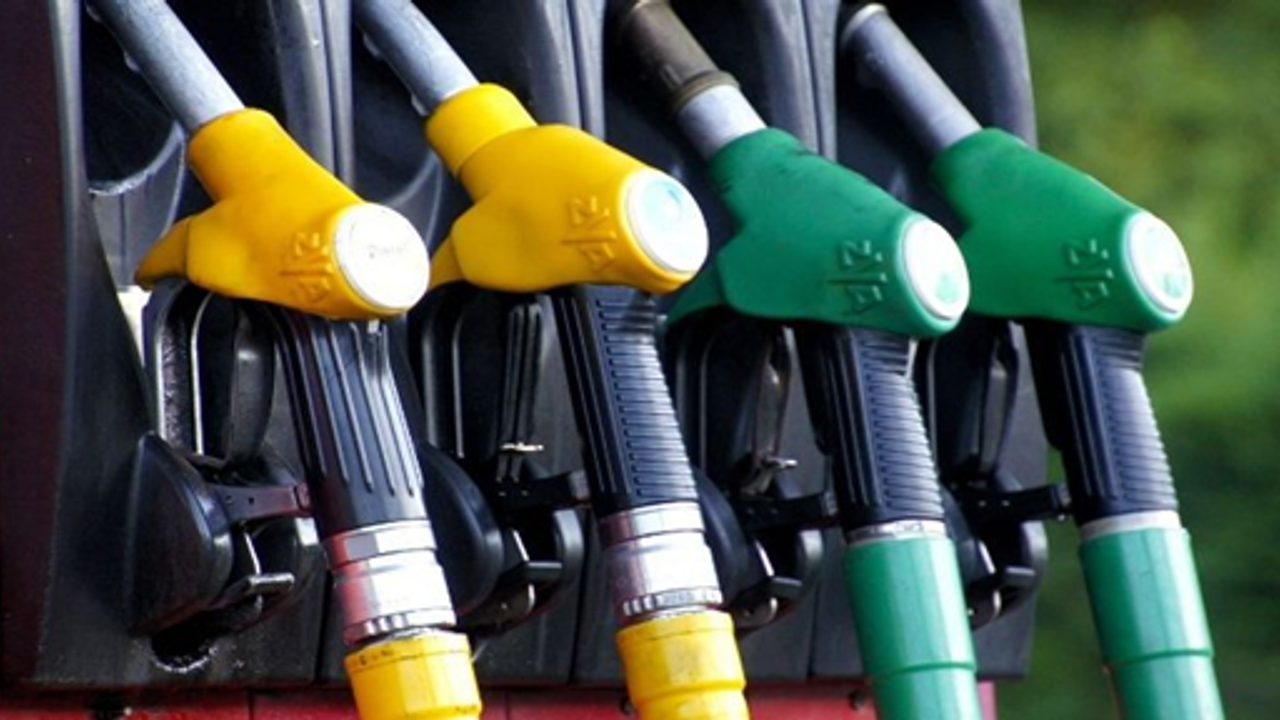 Motorin, benzin, ve LPG fiyatlarına indirim geliyor!