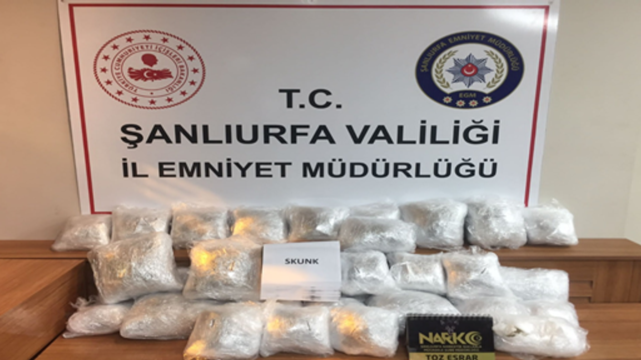 Şanlıurfa'da tır da uyuşturucu madde ele geçti
