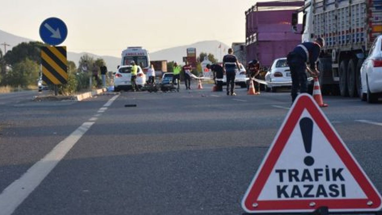 Yolcu otobüsü devrildi: Çok sayıda yaralı var