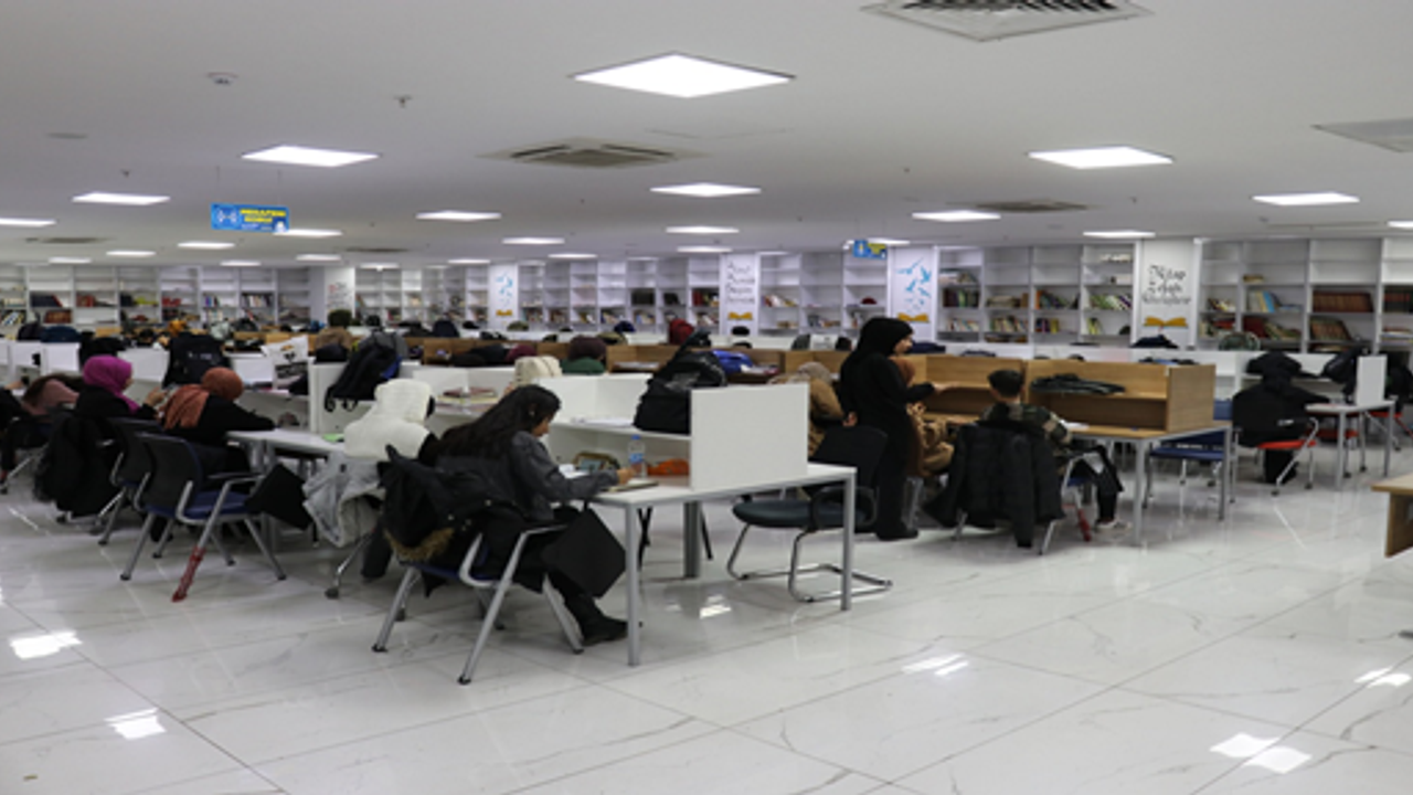 Başkan Canpolat’ın eğitime verdiği önem karşılık buluyor