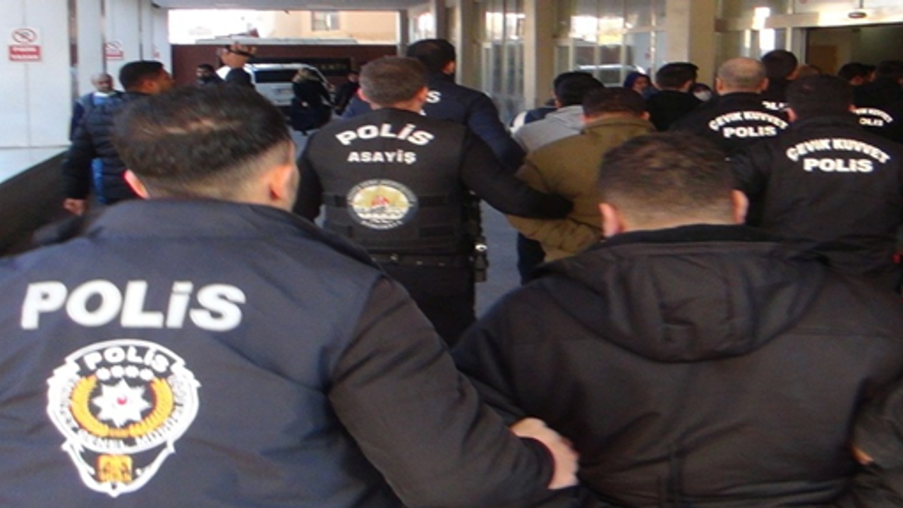 Şanlıurfa'da Sahte Hakim, Savcı ve Asker, 22 gözaltı