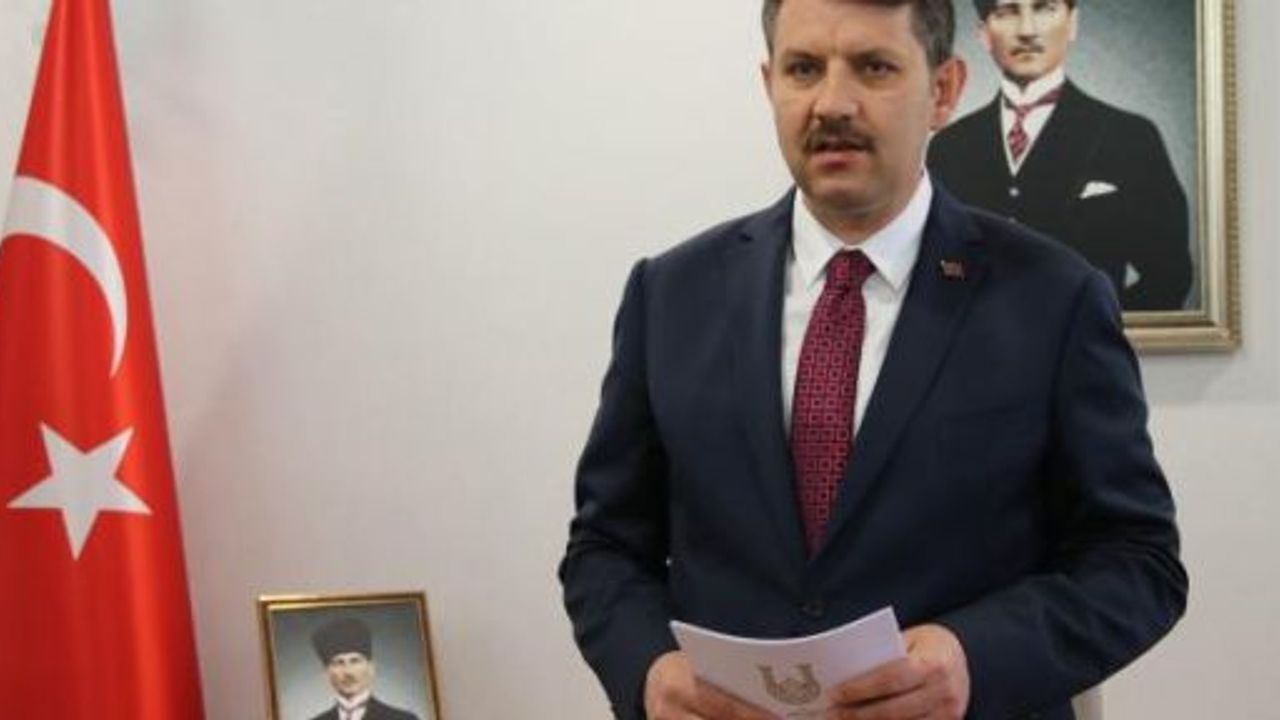 Vali Salih Ayhan'dan Regaip Kandili Mesajı