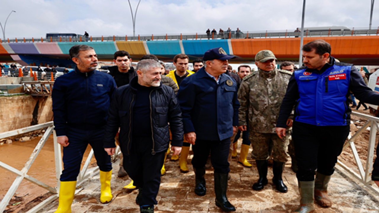Bakan Akar, Selin en büyük zararı verdiği Süleymaniye'de