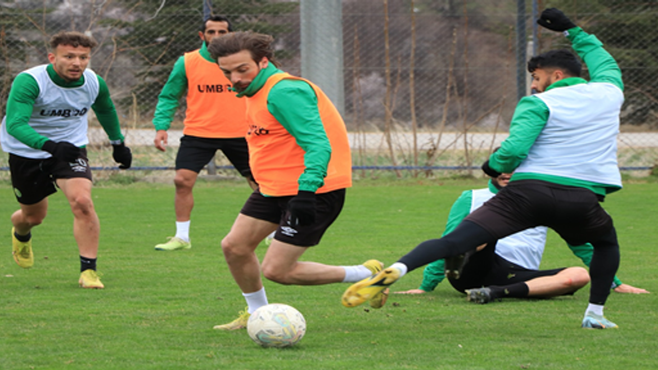 Şanlıurfaspor, Ankara'da Çalıştı