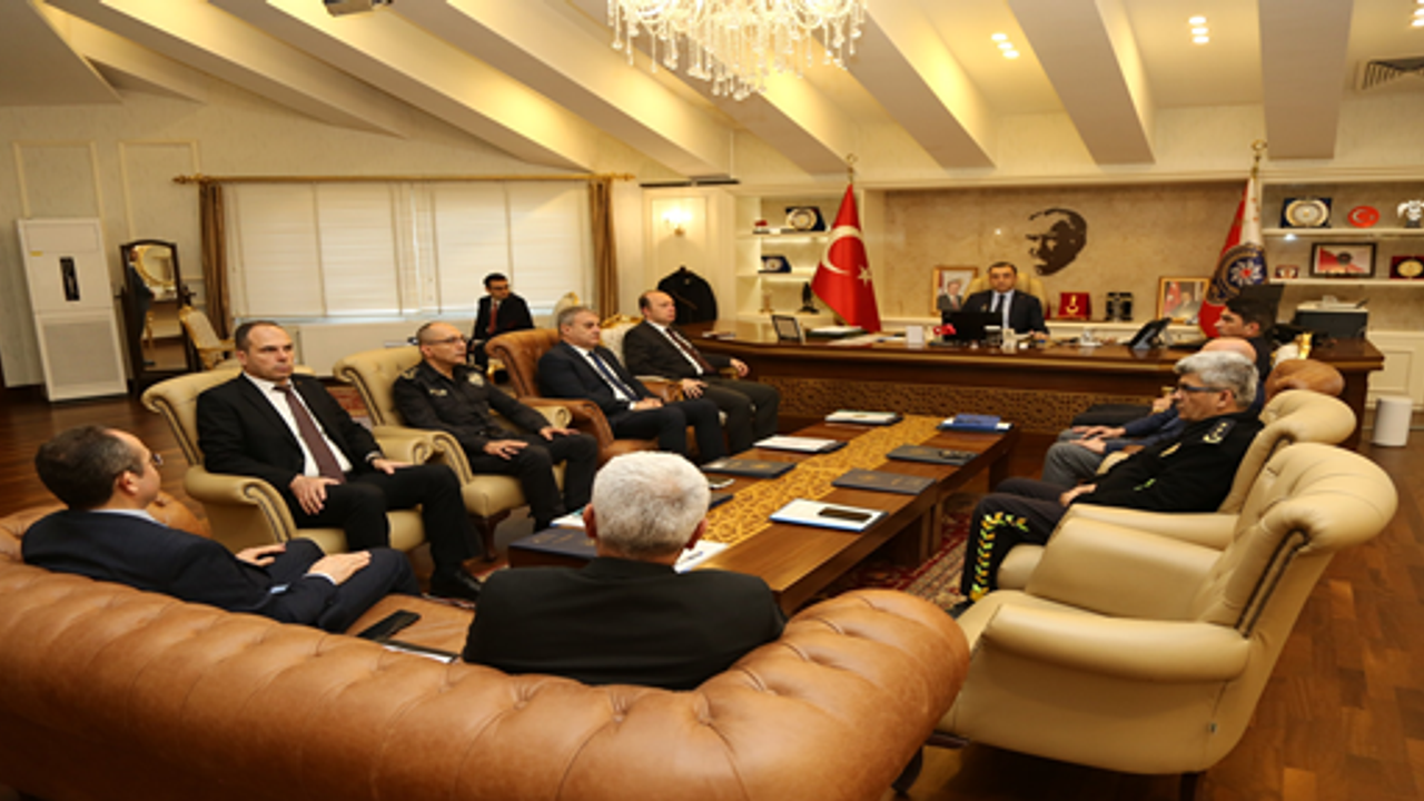 VKS üzerinden Şanlıurfa’da Güvenlik ve Asayiş toplantısı yapıldı