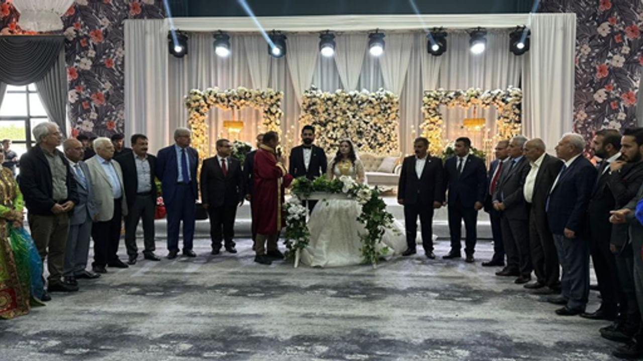 Erten ve Kaya ailesinin mutlu günü