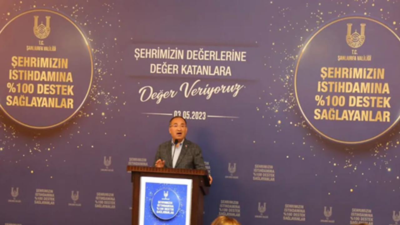 Bakan Bozdağ, Şanlıurfa’da değer katan iş adamları ödüllendirdi