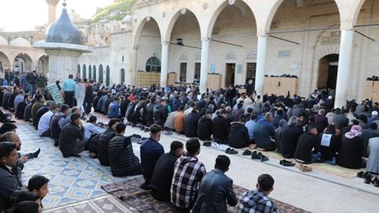 Şanlıurfa'da Kurban Bayramı Namazı Saat kaçta kılınacak!