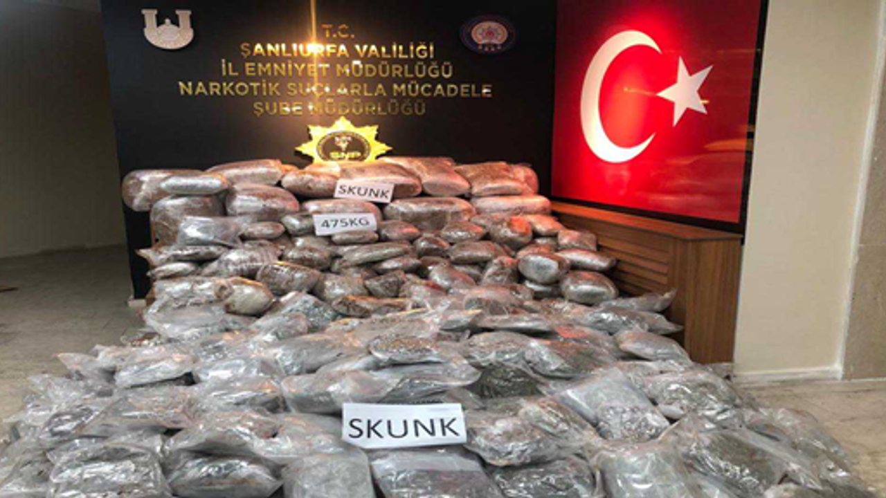 Şanlıurfa’da 90 kilo skunk maddesi ele geçirildi!