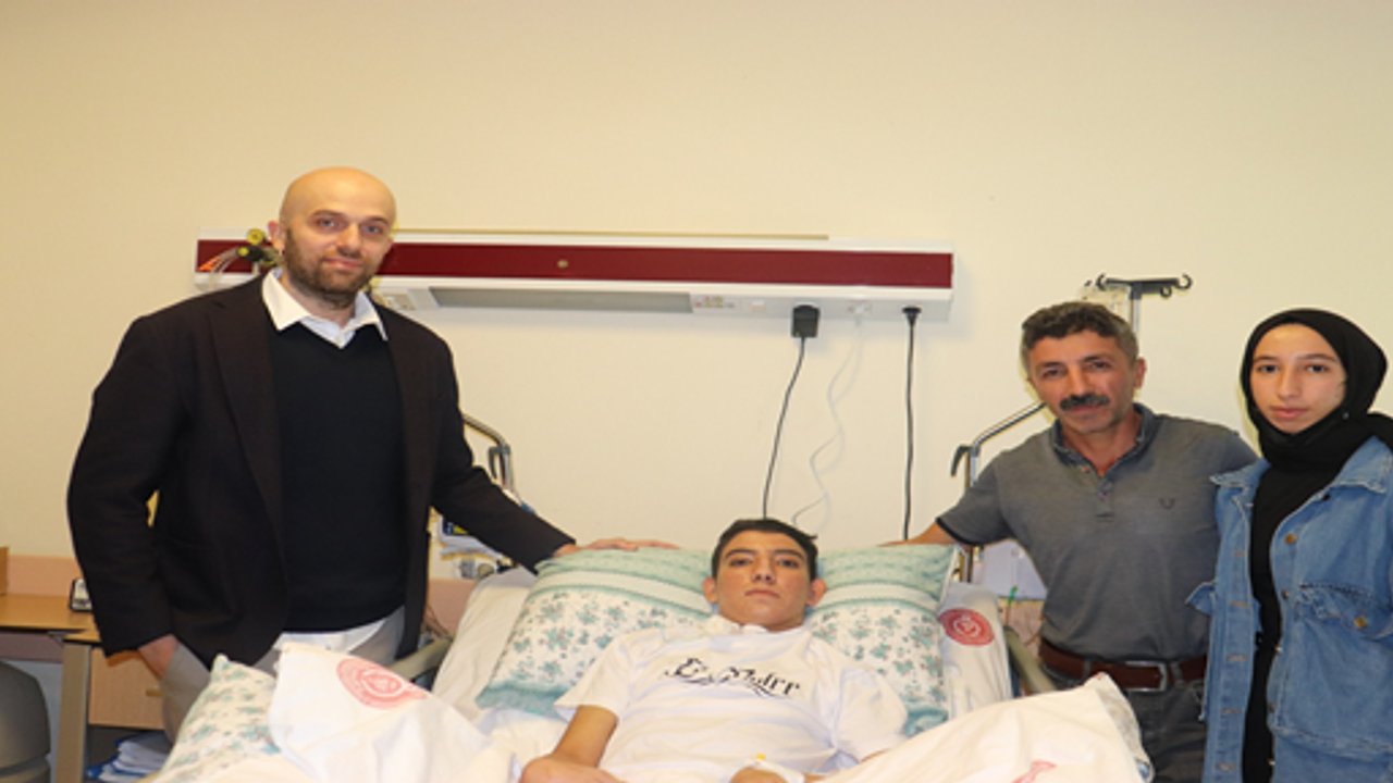 Şanlıurfa’da kalbi durun 16 yaşındaki hasta sağlığına kavuştu