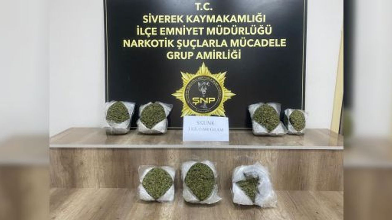 Urfa'da 3 kilo 600 gram skunk maddesi ele geçirdi