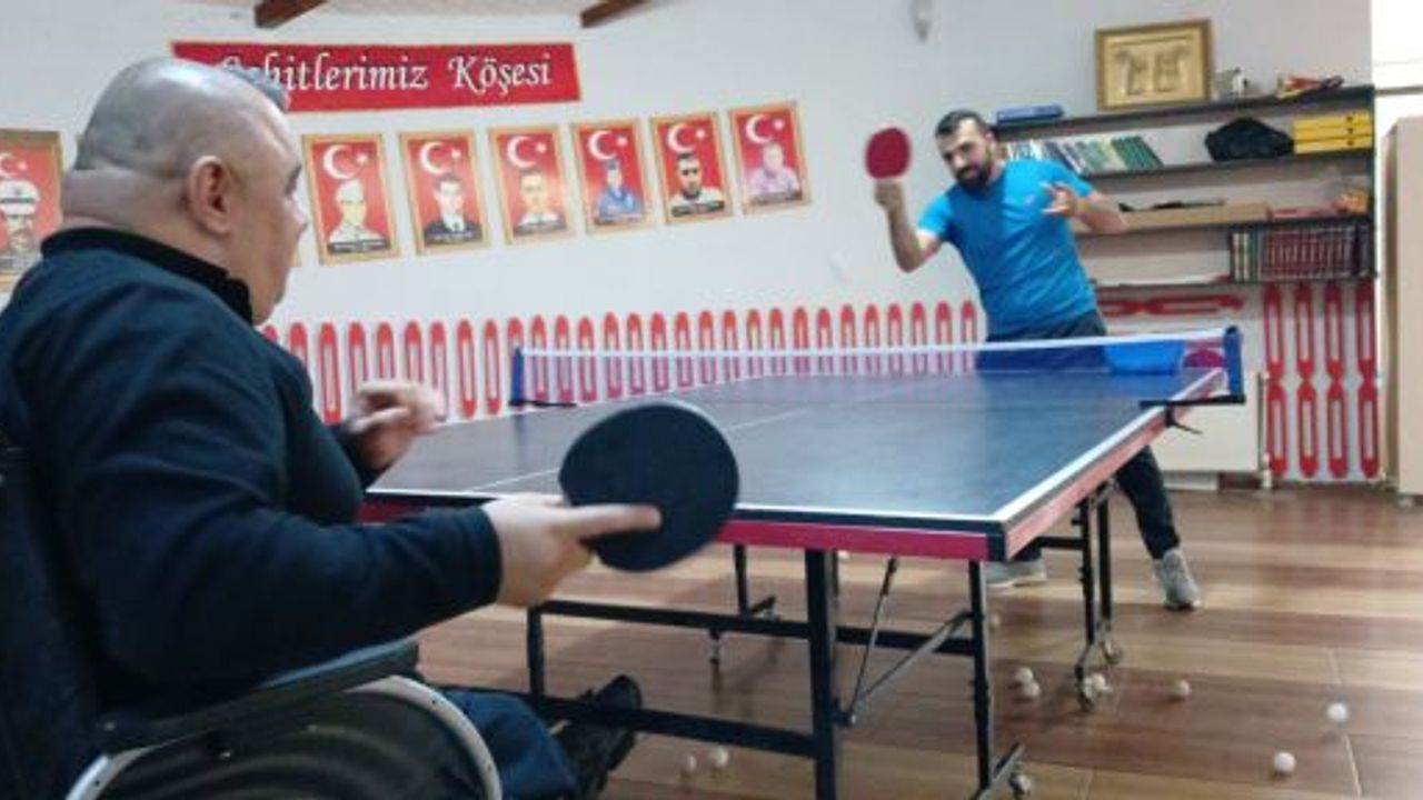 Vali Şıldak, Gençlik spor tesisleri inceledi