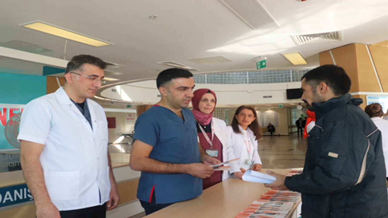 Dr. Öğr. Üyesi Çelik, “Hıv enfeksiyonu tedavi edilebilir kronik bir hastalıktır”
