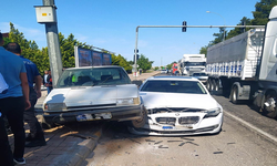 Viranşehir’de iki araç kaza yaptı, 2 yaralı