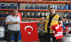 Haliliye’de Esnaf ve Vatandaşa Türk Bayrağı Dağıtıldı
