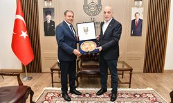 Türk-İş Genel Başkanı Atalay, Vali Şıldak’a ziyaret etti