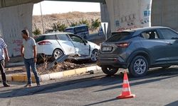 Karaköprü’de iki otomobil çarpıştı, 1 yaralı