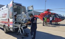 Şanlıurfa’da ambulans helikopter 2,5 bebek için havalandı