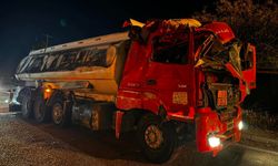 Şanlıurfa- Gaziantep otobanında tanker devrildi, 1 yaralı