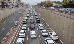 Şanlıurfa’da sabah saatlerinde trafik kilitlendi