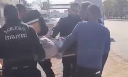 Şanlıurfa'da otomobil kaldırıma çarptı: 4 yaralı