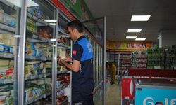 Büyükşehir Zabıtası, Sağlıksız Ürünlere Geçit Vermiyor
