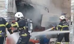 Eyyübiye'de depoda çıkan yangın korkuttu