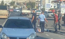 Birecik’te otomobil ile motosiklet çarpıştı, 2 yaralı