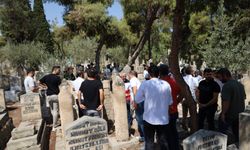Abdulkadir Esen, Şanlıurfa’da Mezarı Başında Anıldı