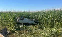 Harran’da Otomobil Tekneye Çarparak Tarlada Ters Döndü, 1 Ölü 1 Yaralı
