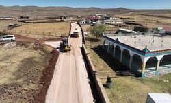 Büyükşehir, Siverek Kırsalındaki Yolları Baştan Aşağı Yeniliyor