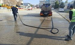 Koca İlçenin Sokakları Her Gün Yıkanıyor
