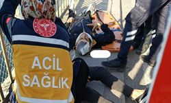 Birecik Köprüsü’nde Kamyon-Motosiklet Çarpışması: 2 Yaralı