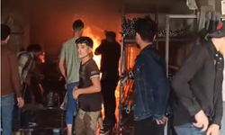 Şanlıurfa’da Kapı Pencere İmalat Atölyesinde Yangın Paniğe Neden Oldu