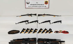 Viranşehir’de 32 Silah ve 83 Bin Paket Kaçak Sigara Ele Geçirildi