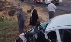 Viranşehir'de kamyonet ile otomobil çarpıştı, 4 yaralı