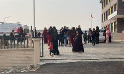 Haliliye’de 25 Öğrenci Zehirlenme Şüphesiyle Hastaneye Kaldırıldı