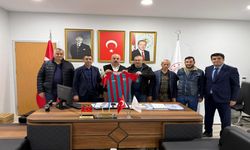 Viranşehir Belediyespor’dan Futbol Sahası İçin Gençlik ve Spor Müdürlüğüne Ziyaret