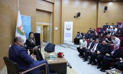 Başkan Gülpınar, Üniversiteli Gençlerle Buluştu