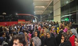 Şanlıurfa Otogarı’nda Duygusal Anlar: Askerler Davul Zurna Eşliğinde Uğurlandı
