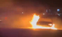 Psikolojik Sorunları Olan Kişi Harran’da Aracını Ateşe Verdi