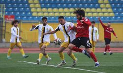 Karaköprü Belediyespor Deplasmanda Fark Yaratıyor: Ağrı 1970’i 3-1 Yendiler!