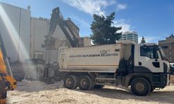 Büyükşehir, 25 Metrelik Yol Projesi İçin 59 Bağımsız Yapının Yıkımını Tamamladı