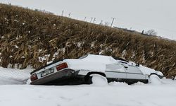 Harran’da Kar Kabusu: Otomobil Şarampole Devrildi
